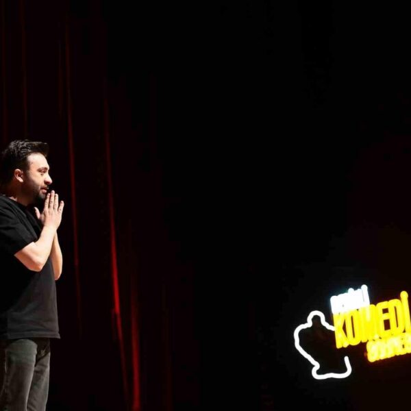 Seyircilerin kahkaha attığı Denizli Komedi Sahnesi-5