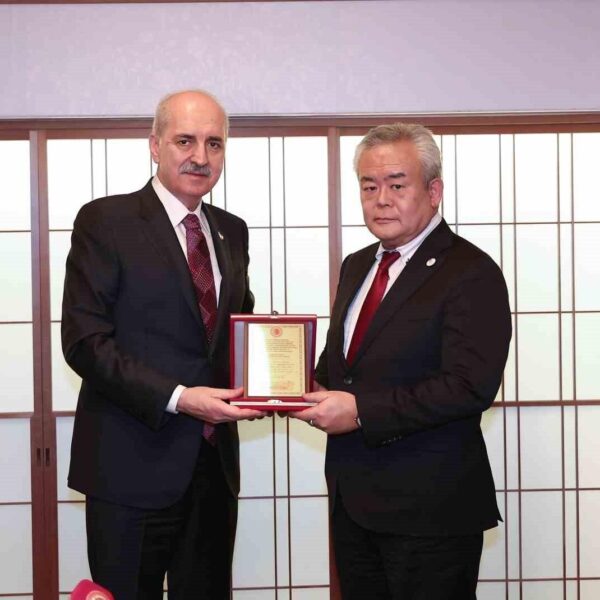 TBMM Başkanı Numan Kurtulmuş Japon Afet Yardım ekibini kabul ediyor.-1