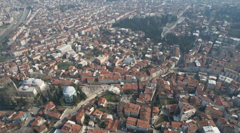 Yıldırım Belediye Başkanı Oktay Yılmaz, Setbaşı-Yeşil-Emirsultan Tarihi Aksında Bölge Sakinleriyle İstişare Toplantısı Gerçekleştirdi 1