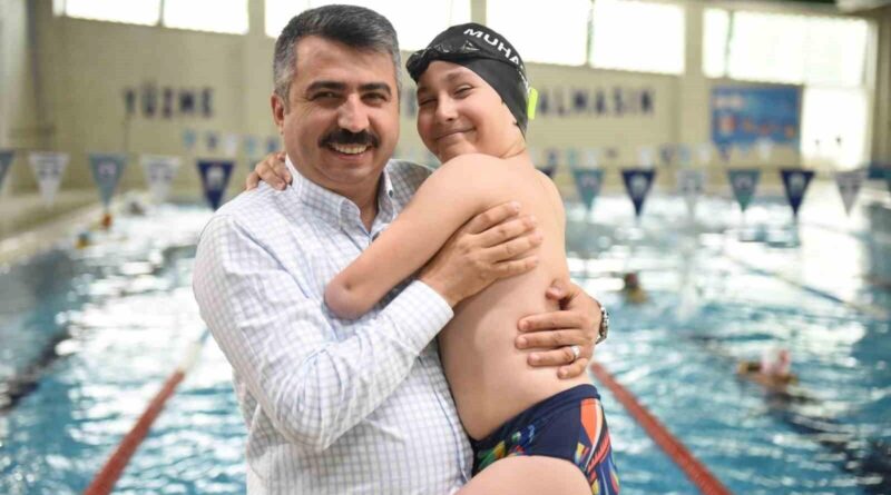 Yıldırım Belediyesporlu Muhammed Ali Biçer, Para Yüzme Milli Takım Seçmelerinde Şampiyon 1