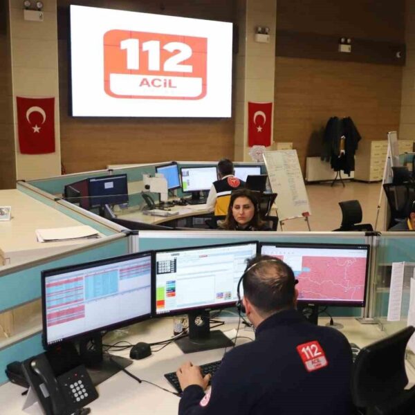 112 Acil Çağrı Merkezi görevlisi Zehra Tankuş-2