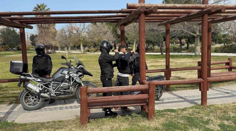 Adana'da Narkotik Operasyonu: 76 Şüpheli Yakalandı 1