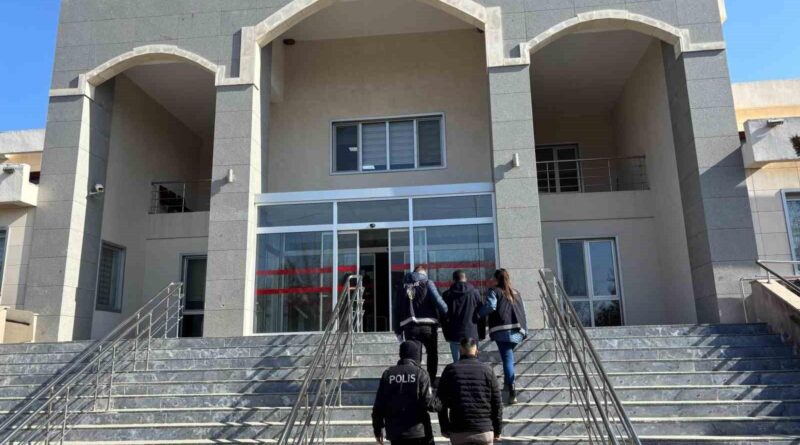 Afyonkarahisar'da Uyuşturucu ve Yağma Suçundan Zanlılar Tutuklandı 1