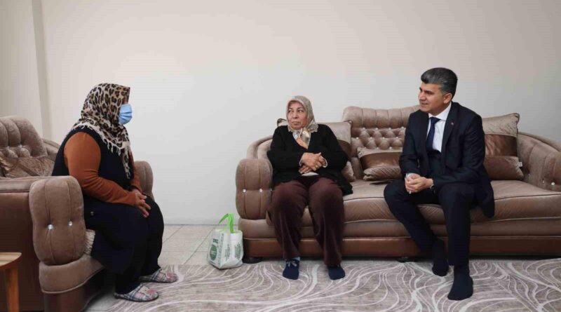 Akdeniz Kaymakamı Zeyit Şener, Onko-Büs Hizmetinden Faydalanan Hastaları Ziyaret Etti 1