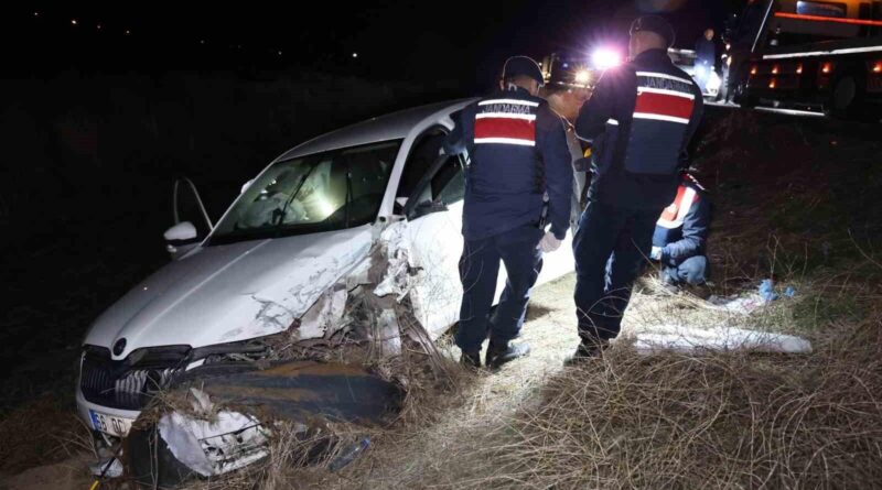 Aksaray'da Trafik Kazasında 1 Ölüm, 2 Yaralı 6
