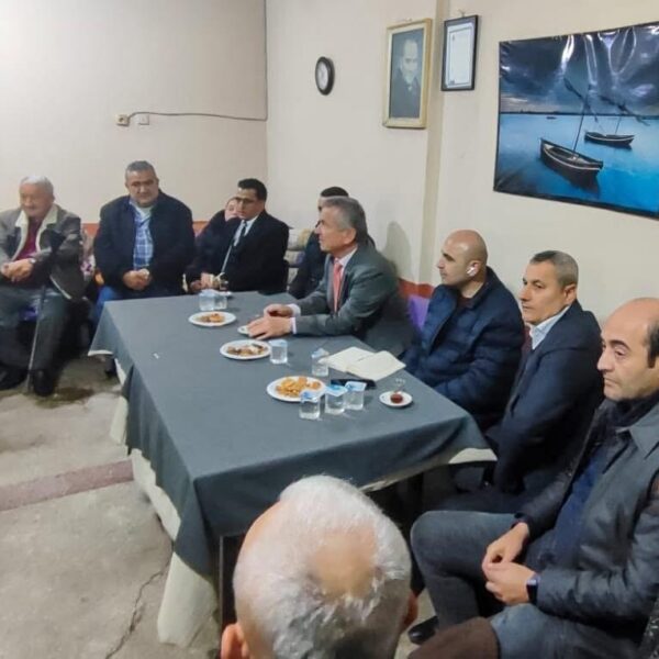 Aliköy halkı, belediye sınırlarına dahil olmak için imza topluyor.-1