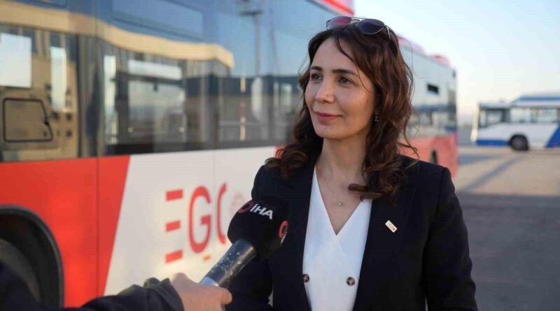 Ankara'da Usta Öğretici Semra Kılınç Otobüs Şoförü Oldu 3