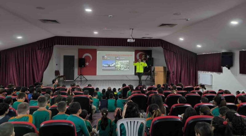 Aydın'da Öğrencilere Trafik Güvenliği Eğitimi 5