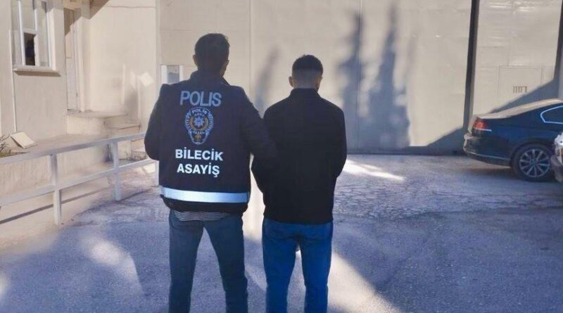 Bilecik'te Kamu Görevlisi Taklidiyle Vatandaştan Dolandırılan 2 Kişi Tutuklandı 7