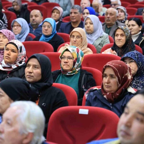 Çameli'deki tekstil atölyesinde üretim-2