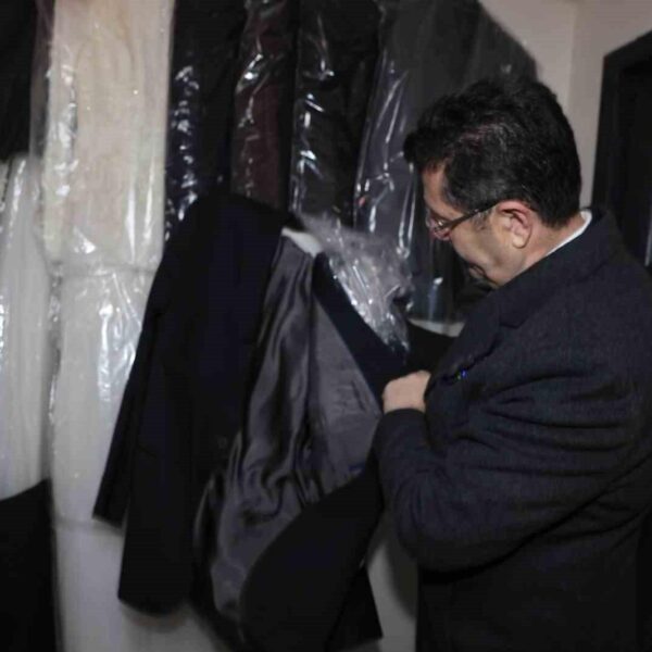 Çekmeköy Belediye Başkanı Orhan Çerkez'in katıldığı sosyal market açılışı-7