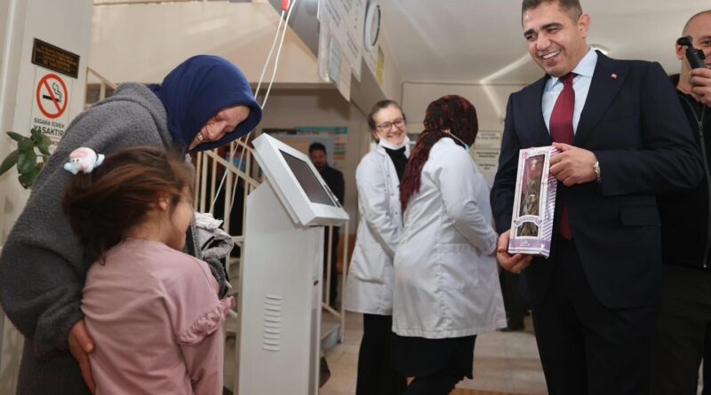 Düzce Valisi Selçuk Aslan Aile Sağlığı Merkezini Ziyaret Etti 1