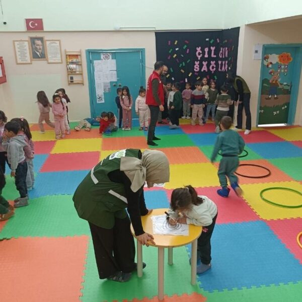 Eğitici ve eğlendirici oyunlarla çocuklara sağlıklı yaşam vurgulanıyor-2