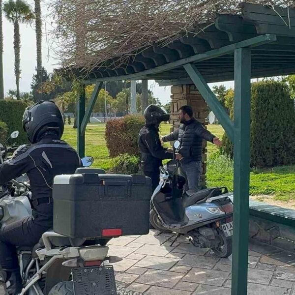 Ele geçirilen uyuşturucu maddelerin görüntüsü