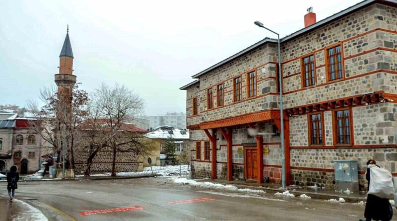 Erzurum yerel sağanaklı olacak 1