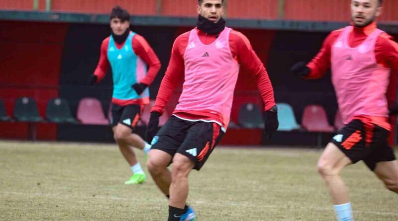 Erzurumspor FK'nın Pendik Maçı Ankara'da 1