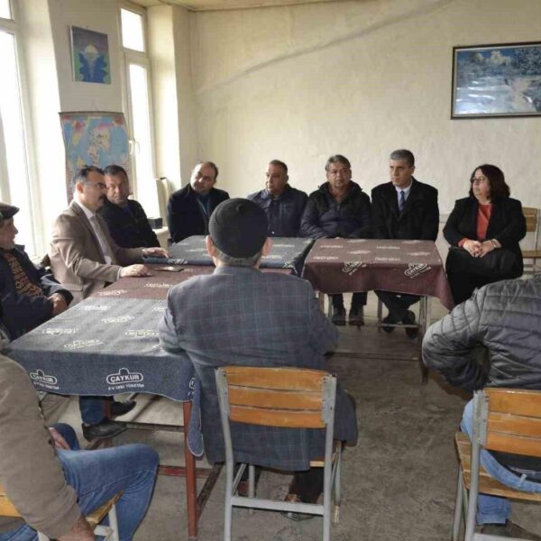 Eskihisar Mahallesi sakinleri, Sultanhisar Kaymakamı Ali Ekber Ateş'i karşıladı.-2