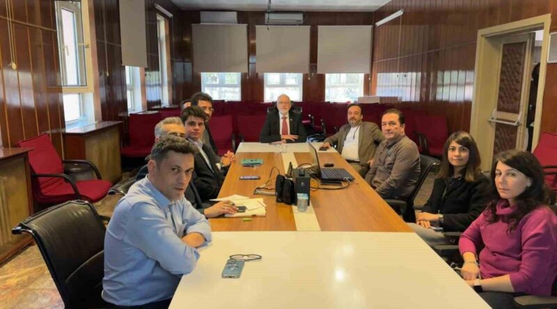 Eskişehir İl Sağlık Müdürü Doç. Dr. Yaşar Bildirici'nin Liderliğinde Mihalgazi ve Sarıcakaya İlçeleri Üzerine Değerlendirme Toplantısı 3