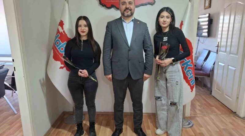FHGC Başkanı Serkan Gürtürk Elazığ'da Kadın Gazetecilerle Buluştu 1