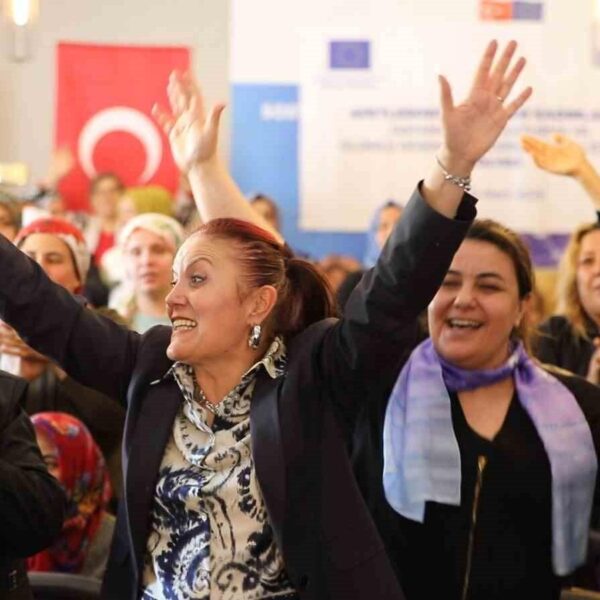 Gaziantep AB Bilgi Merkezi'nin depremzede kadınlar için düzenlediği etkinlik-4