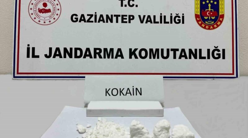 Gaziantep'te 500 Bin TL Değerinde Kokain Ele Geçiriliyor, 1 Şüpheli Tutuklandı 1
