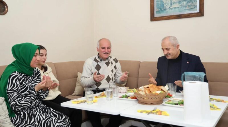Gebze Belediye Başkanı Zinnur Büyükgöz'ün Ramazan Haneleri Ziyaretleri 1