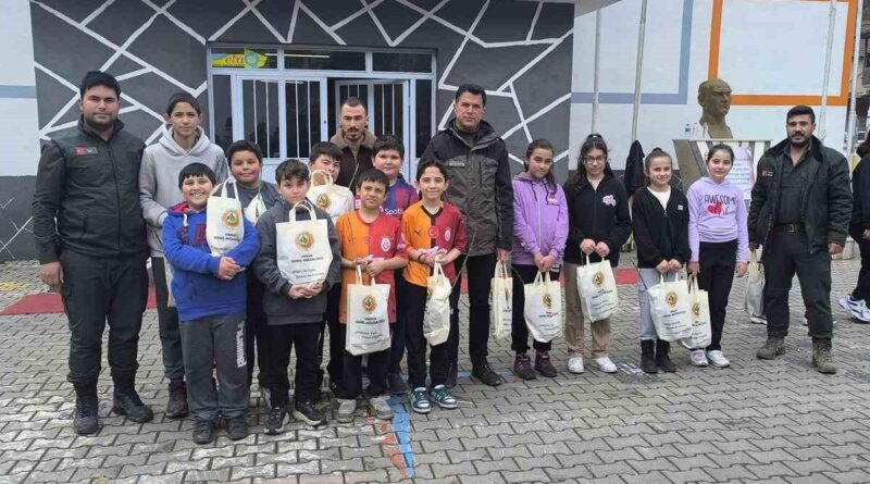 Gümeli’de "Dersimiz Orman" etkinliği, ormanın önemi öğrencilere anlatıldı 1