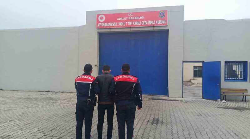 Hapis cezasıyla aranan şahsı jandarma yakaladı 1