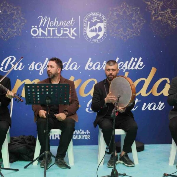 Hatay Büyükşehir Belediyesi'nin Ramazan iftar çadırı-1