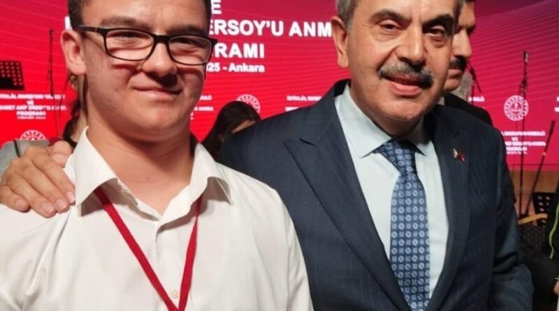 İstiklal Marşını en güzel okuyan Salih, Denizli’yi Ankara’da temsil etti 1