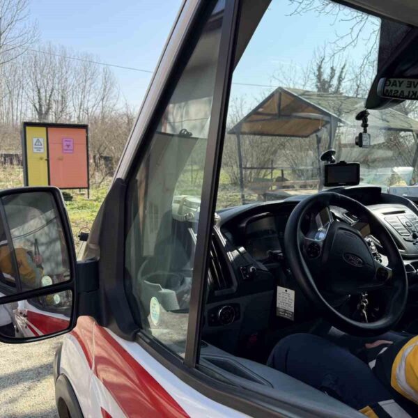 Kadın Ambulans Şoförü-1