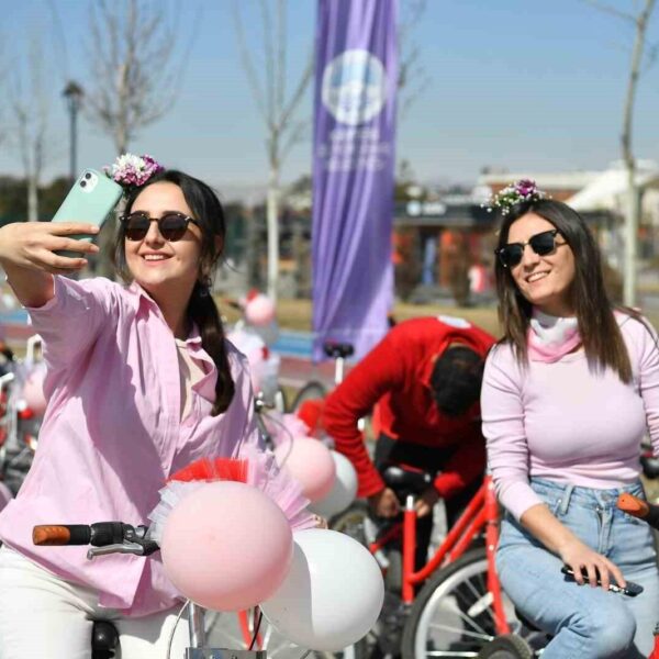 Kadınlar bisiklet turu-3