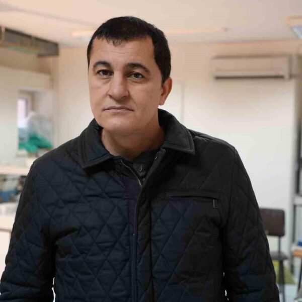 Kar yağışı ve fındık bahçesi