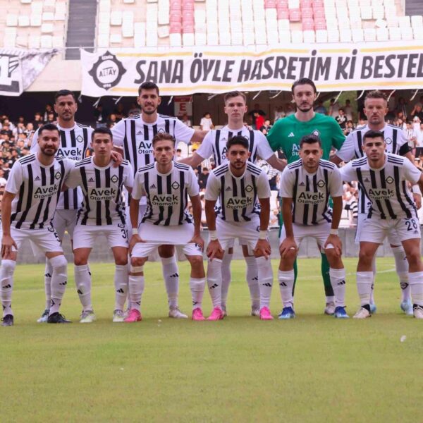 Karaköprü Belediyespor oyuncularının mağlubiyet yaşadığı an