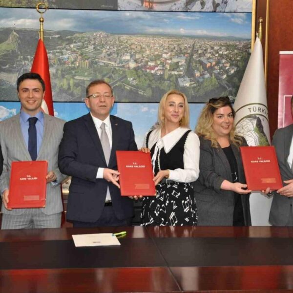 Kars Belediye Başkanı Ötüken Senger-2