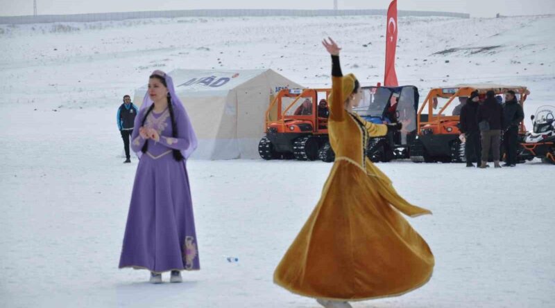 Kars'ta Çıldır Gölü'nde 'Buzlarla Dans' Etkinliği 1