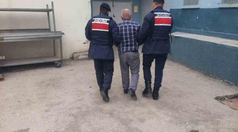 Kastamonu’da ‘kasten öldürme’ suçundan aranan şahıs jandarmadan kaçamadı 1