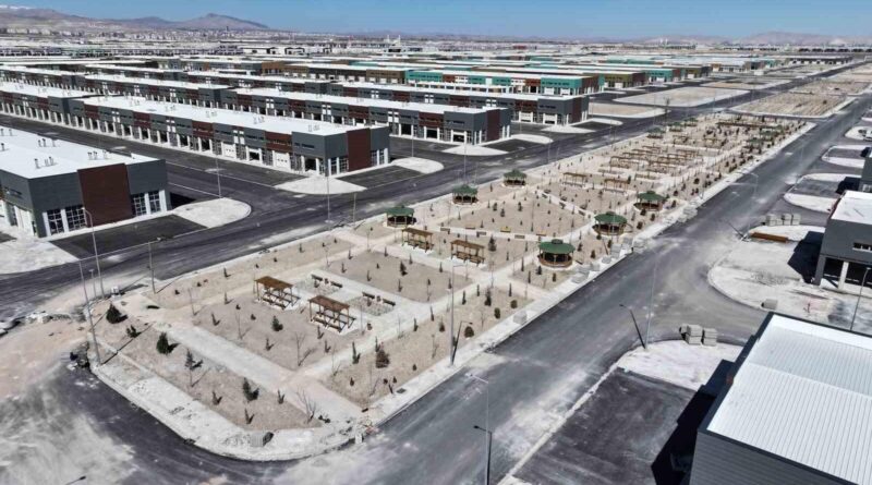 Konya Büyükşehir Belediye Başkanı Uğur İbrahim Altay: Yeni Sanayi Sitesi 2025'te Teslim Edilmek Üzere 5