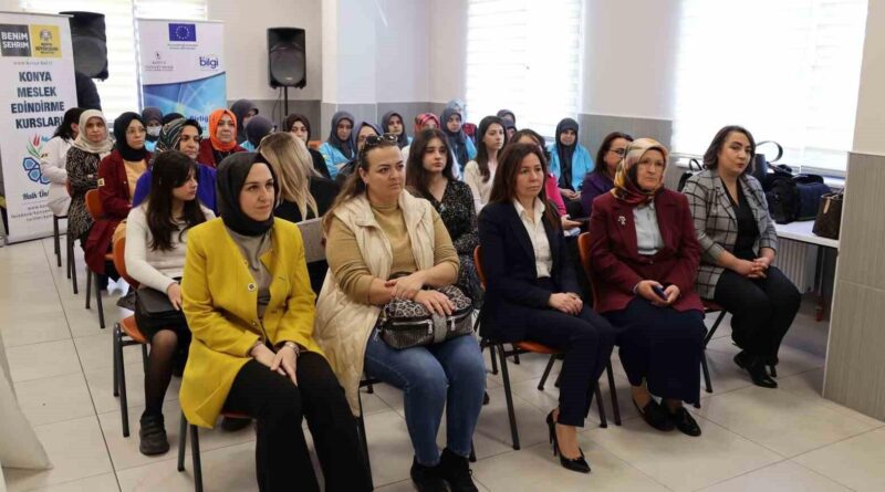 Konya'da 'İş'te Kadın Söyleşisi: Kadınların Gücünü Göz Önüne Serdi 1