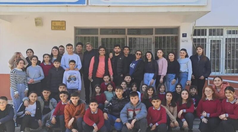 Köşk Mesleki ve Teknik Anadolu Lisesi Öğrencileri Cumayanı Ortaokulu Öğrencilerine Saç Bakımı Hizmeti Verdi 1