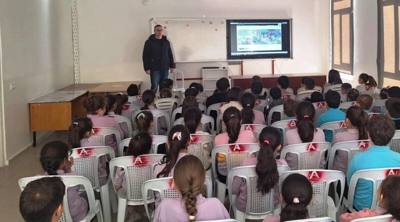 Kütahya Hisarcık'ta Öğrencilere Teknoloji Bilinçlendirme Semineri 5