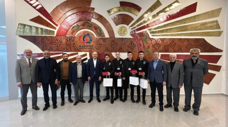 Kütahya OSB’de yangın tehlikesini önleyen güvenlik personellerine plaket 1