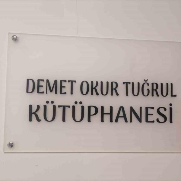 Kütüphane açılış töreninde katılımcılar-2