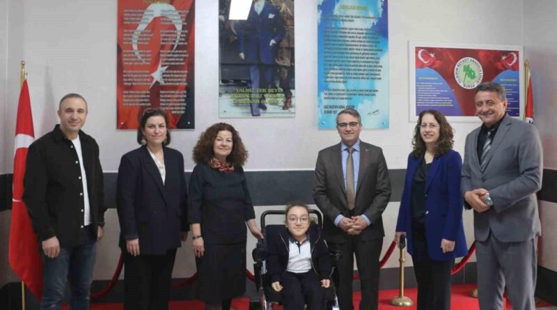 Lise öğrencisinin akülü araç sevinci 1