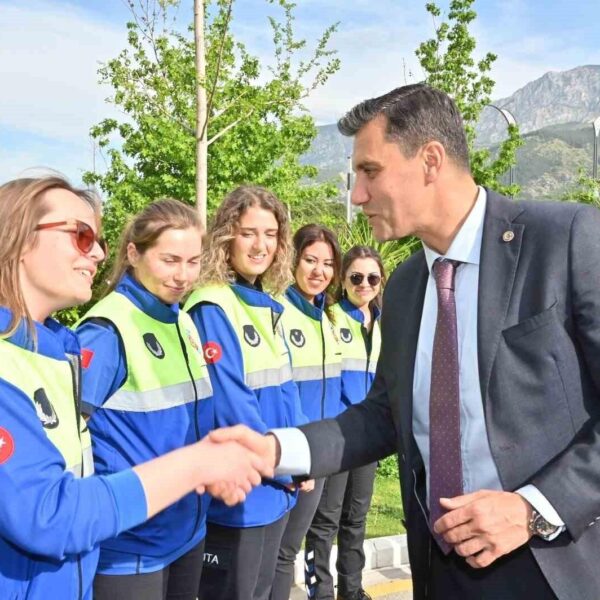 Manisa Büyükşehir Belediye Başkanı Ferdi Zeyrek-1
