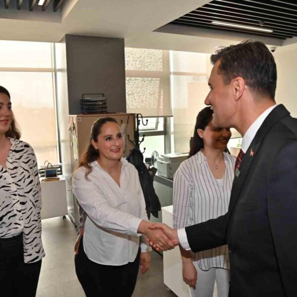 Manisa Büyükşehir Belediye Başkanı Ferdi Zeyrek-3