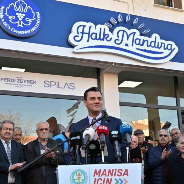 Manisa Büyükşehir Belediyesi Başkanı Ferdi Zeyrek, Halk Mandıra'nın açılışını gerçekleştiriyor.-5