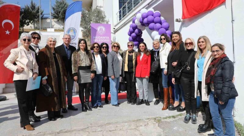 Mudanya Belediyesi, Kadın Eşitlik Merkezi'ni Açtı ve CEMR'nin 'Yerel Yaşamda Kadın Erkek Eşitliği Şartı'nı İmzala 1