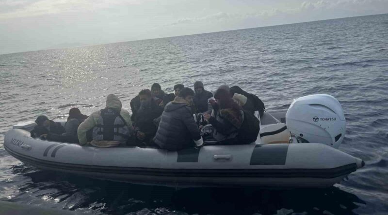 Muğla Bodrum'da Göçmen Kurtarma Operasyonu, Kaçakçı Gözaltına Alındı 1
