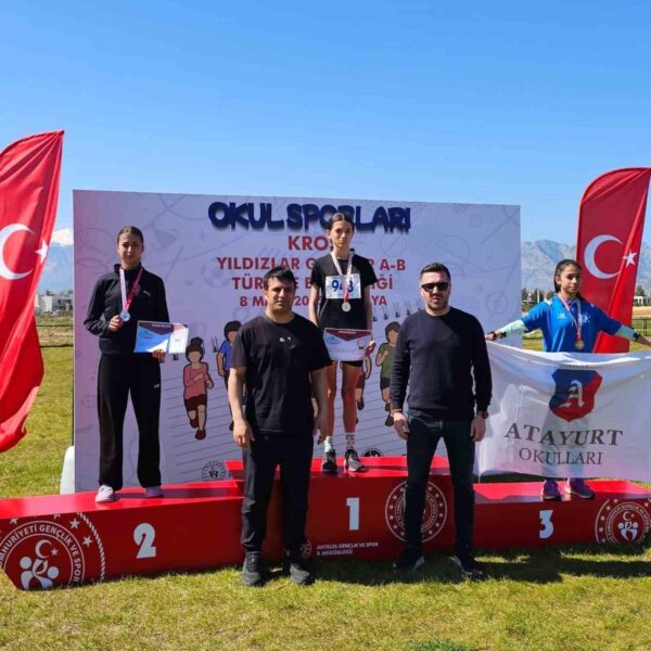 Nida Deniz Karataş'ın şampiyonluk anı-1